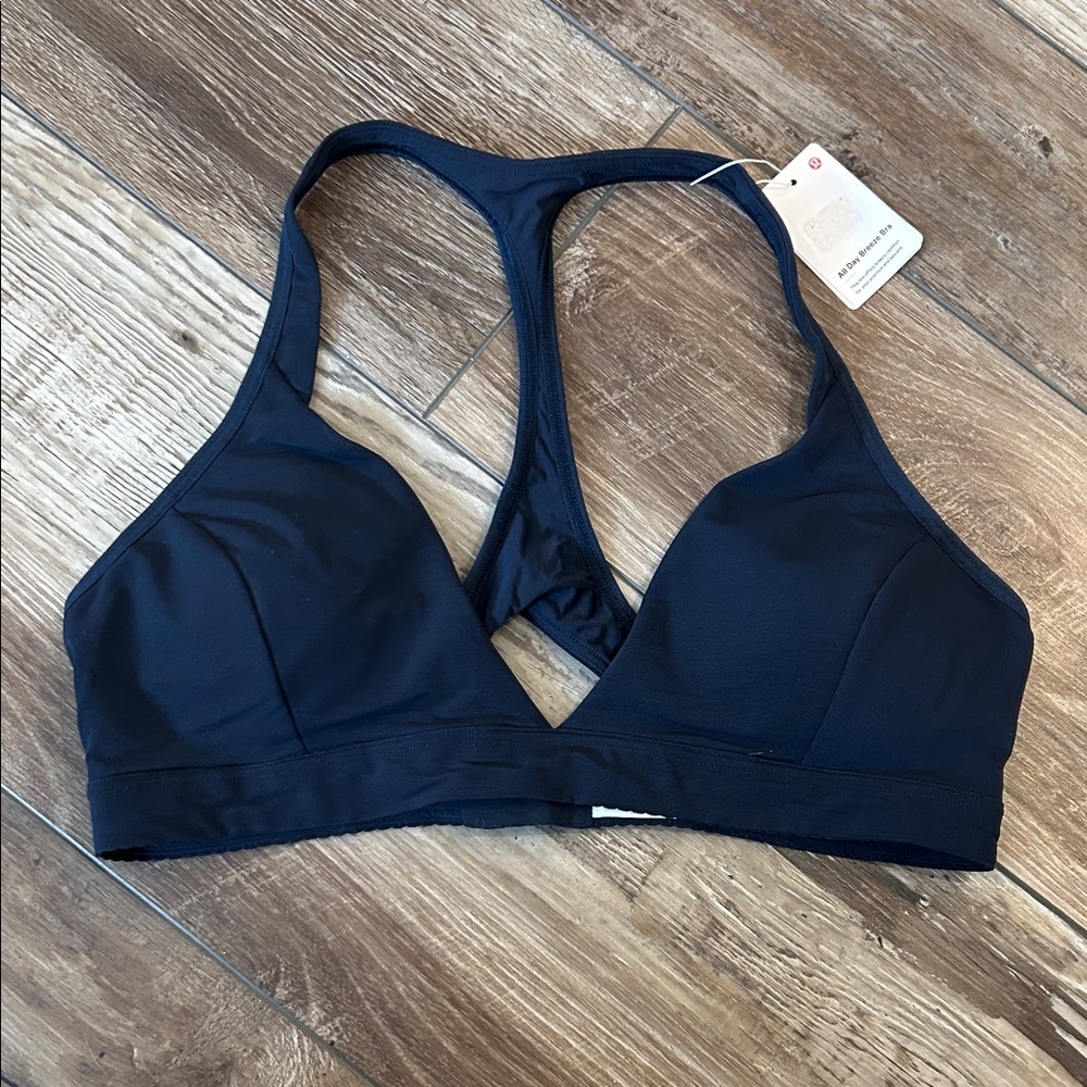 Lululemon All Day Breeze Bra Size 10 NWT